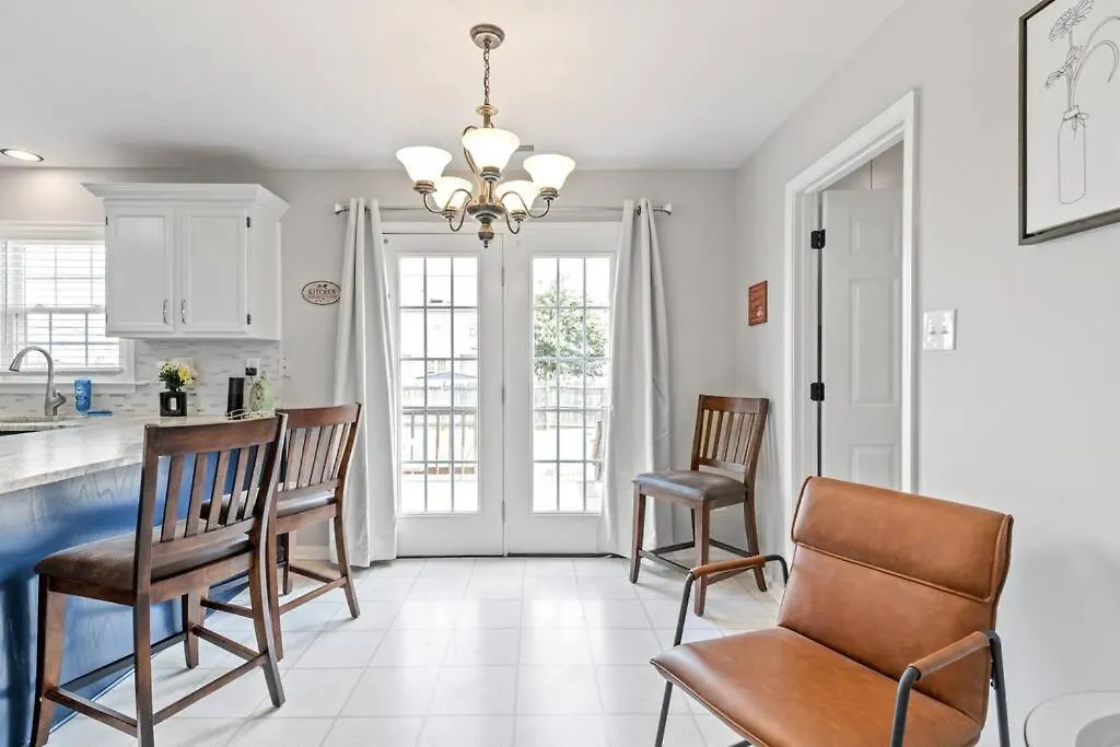 The Safari House: Where Adventure & Comfort Awaits Richmond Holiday home